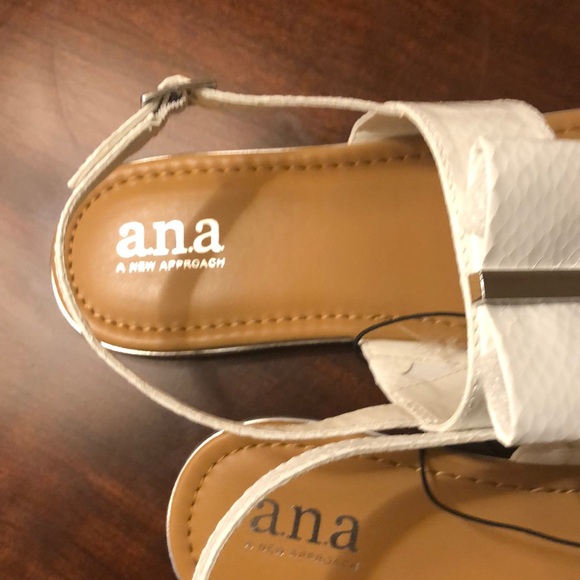 a.n.a Sandals - Picture 3 of 4